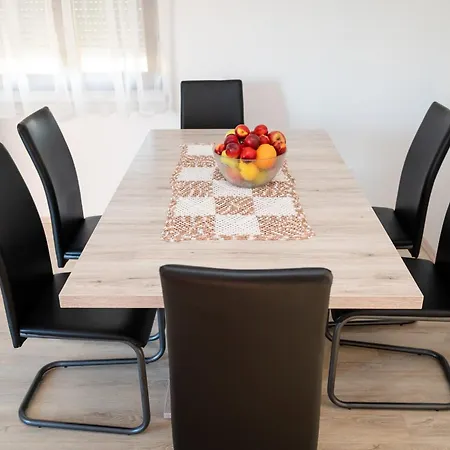 Dalmatian Apartman Bilice Kültér fotó