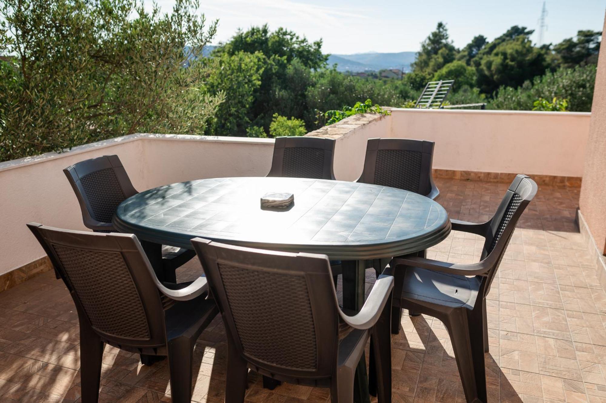 Dalmatian Apartment Bilice